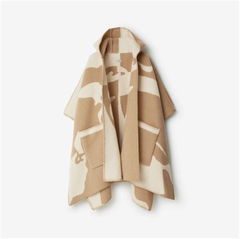 EKD Wool Blanket Cape in Archive beige 